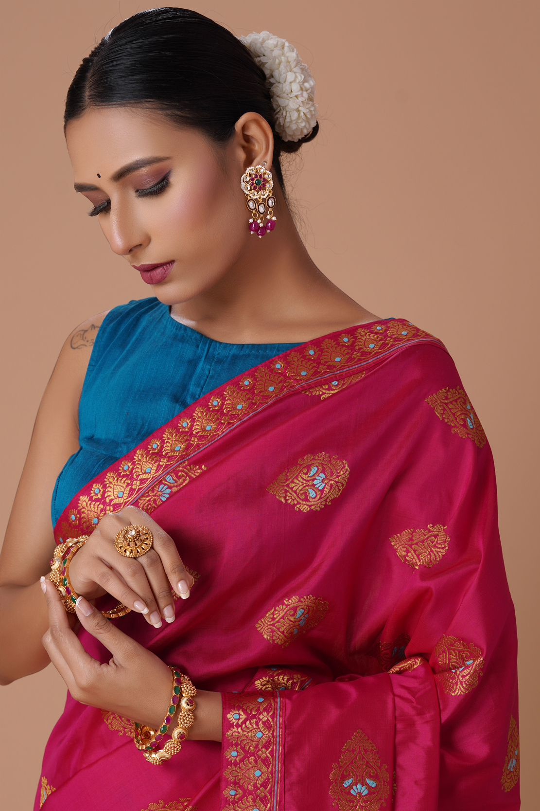 Discover the Timeless Elegance of Raaga Silk Sarees